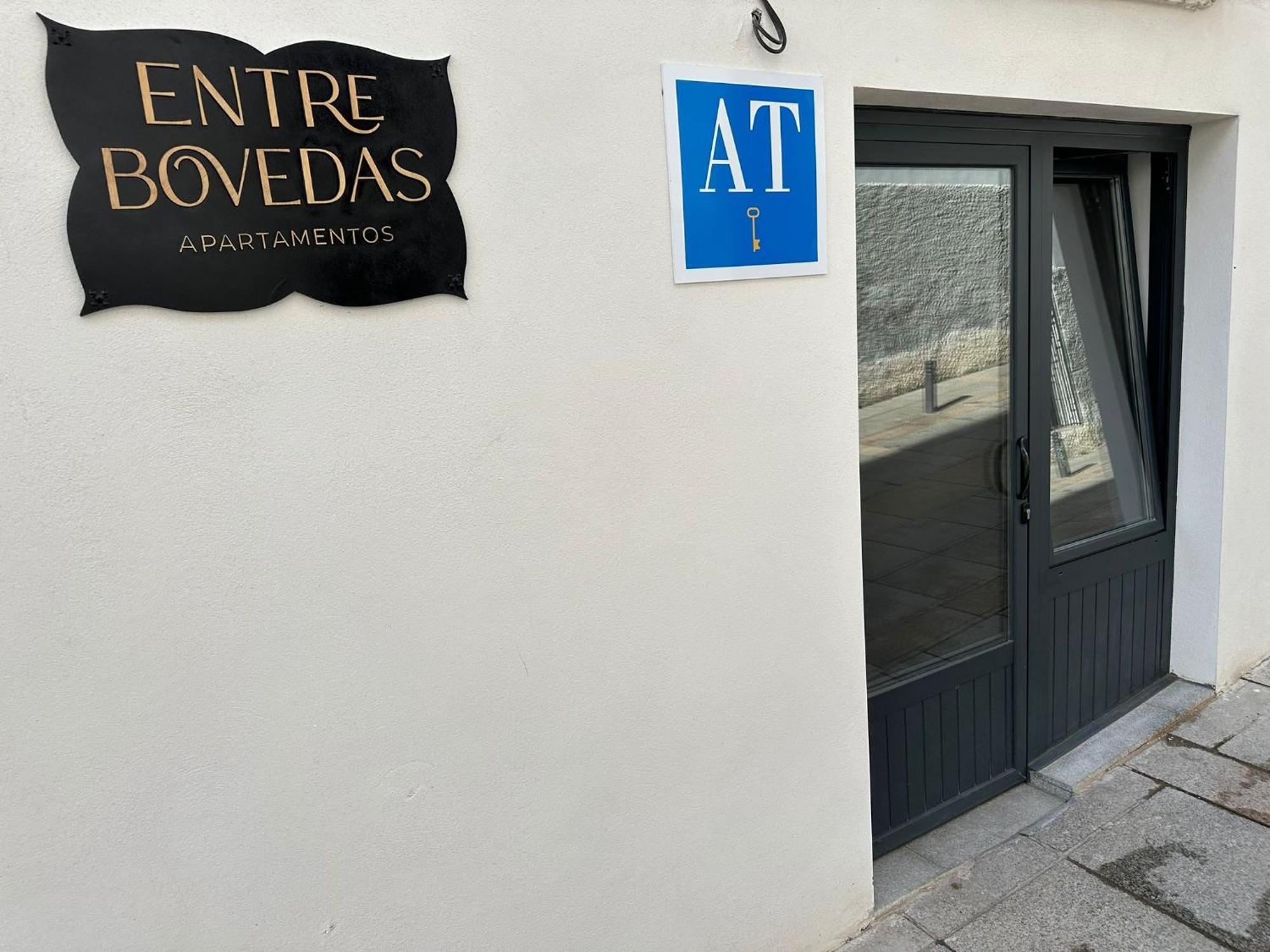 Entre Bovedas Caceres Exterior photo